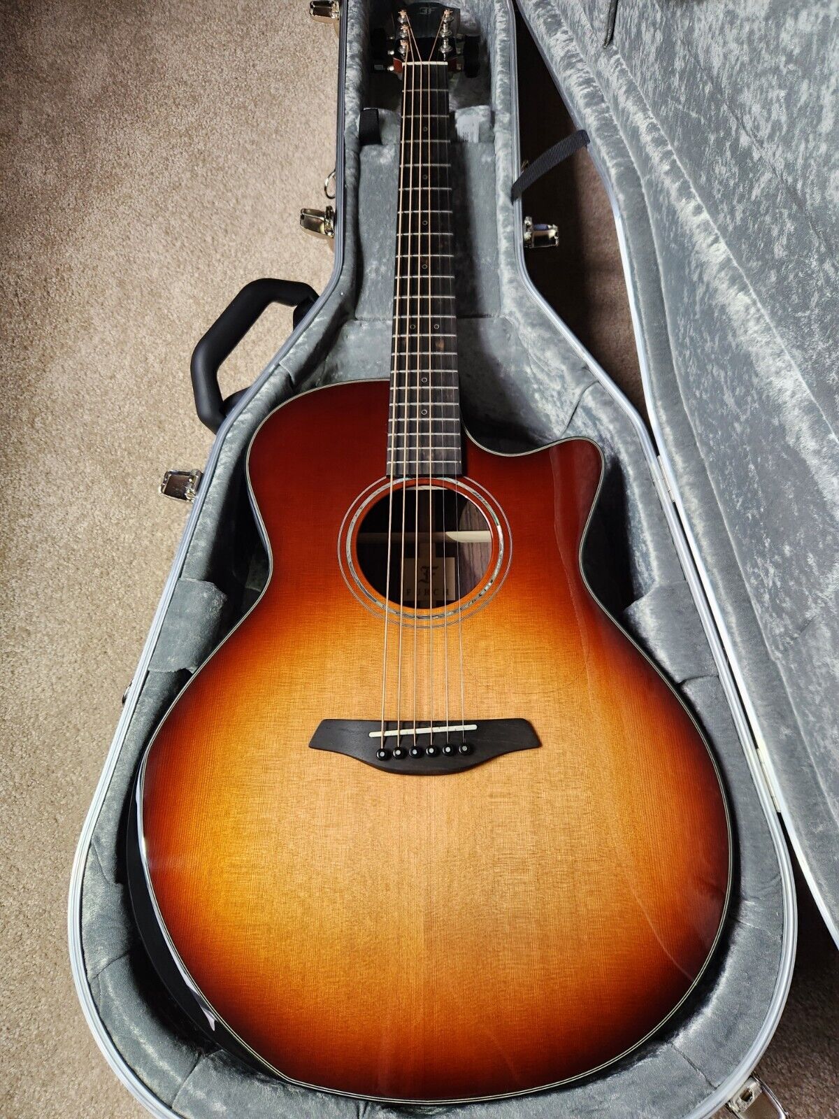 フォルヒFURCH yellowOMcSRピックアップカルロスVIP_DMおまけ フォルヒ 超レア！yellow bevel-duo GC-CR（FURCH Yellow Deluxe