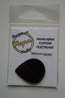 Papas Groovy Ebony Guitar Pick