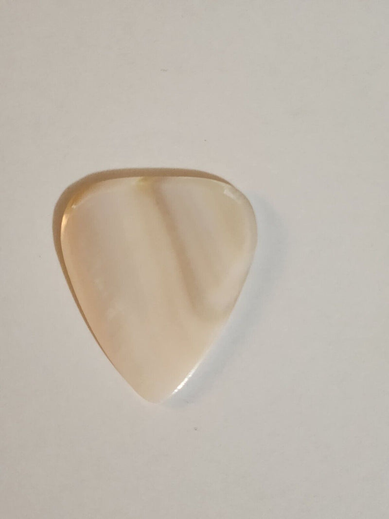 Timber Tones Shell Tone Guitar Pick - Mussel Shell 1 - Single Pick