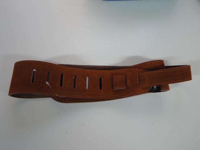 Perris Leather 2 1/2" Suede Strap Natural P25S-200