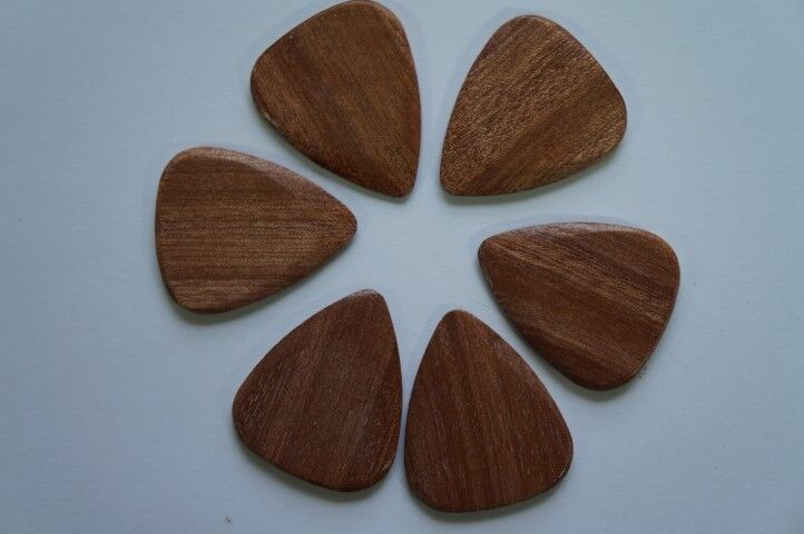 Timber Tones Luxury Wood Guitar Pick - Almond Wood - Single Pick